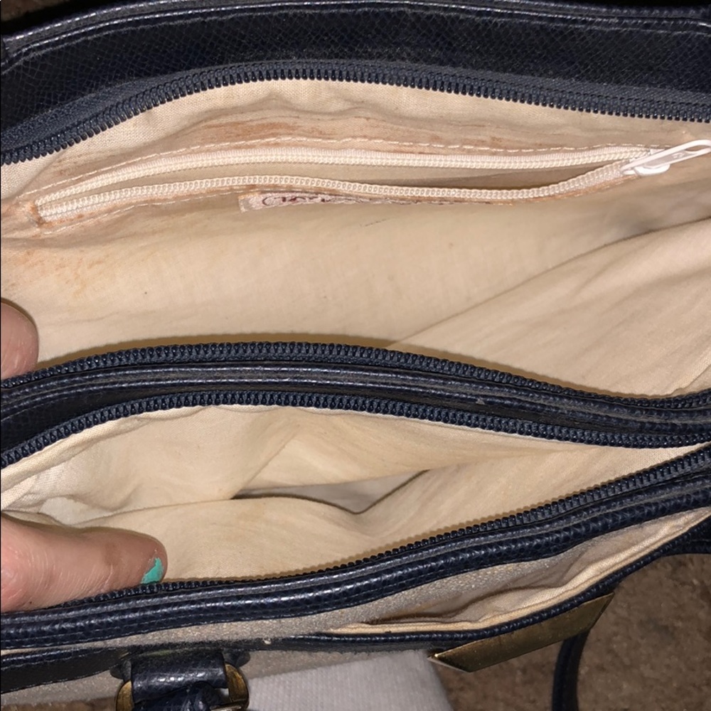 Purse - Picture 2 of 3